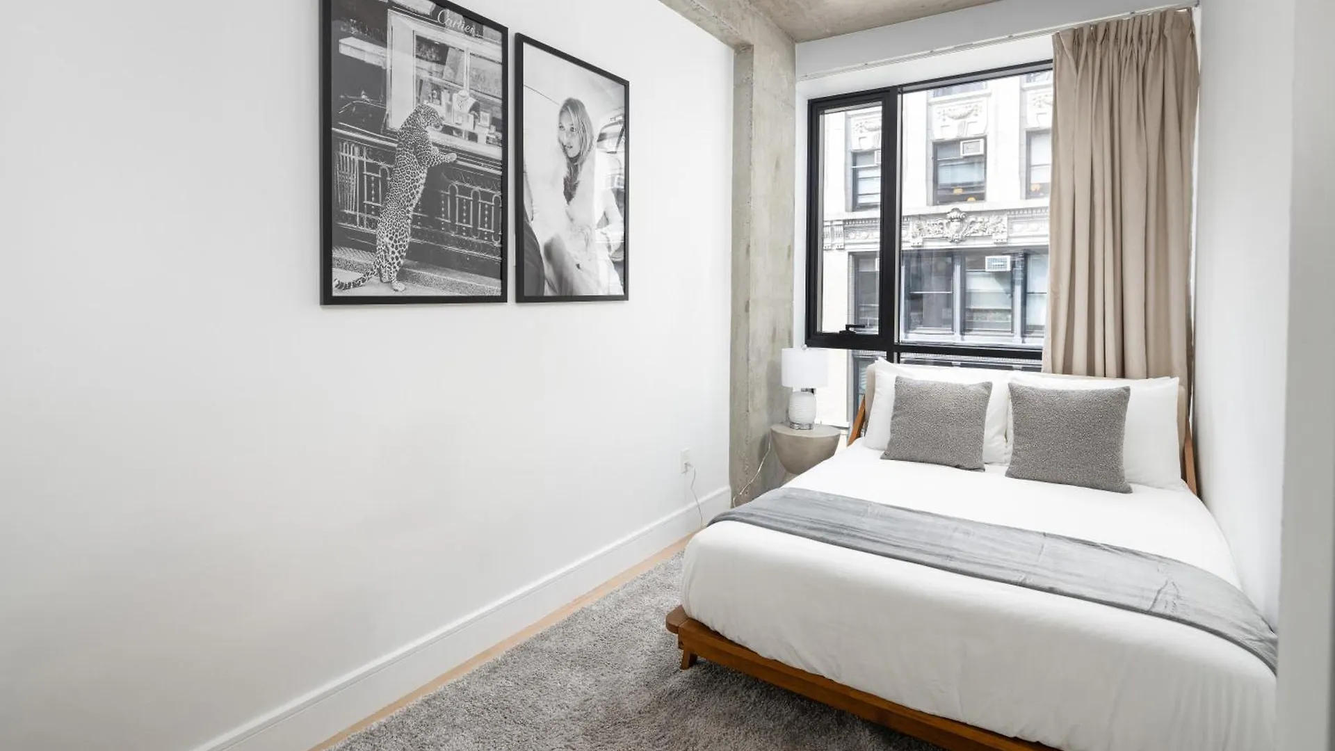Charming Penthouse In New York Apartment